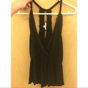 Kendall&Kylie Black top